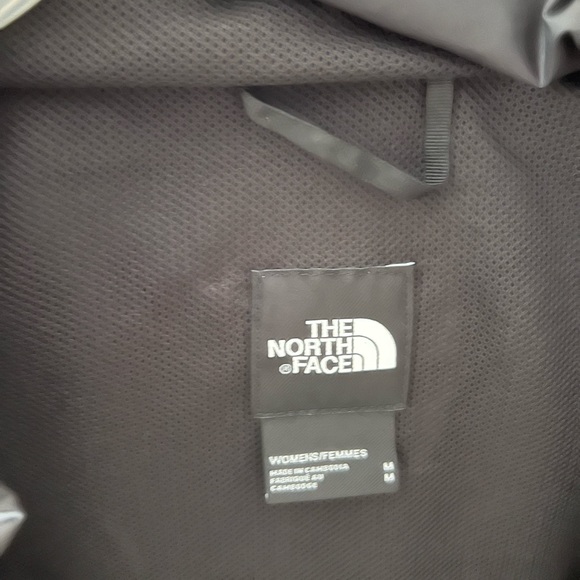 windbreaker - Picture 2 of 3